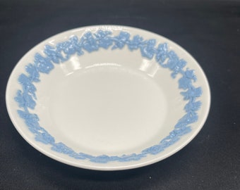 ウェッジウッド クイーンズウェア ヴィンテージ ラベンダー オン