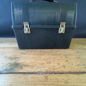 Vintage 1970&#39;s Aladdin Plastic Lunch Box