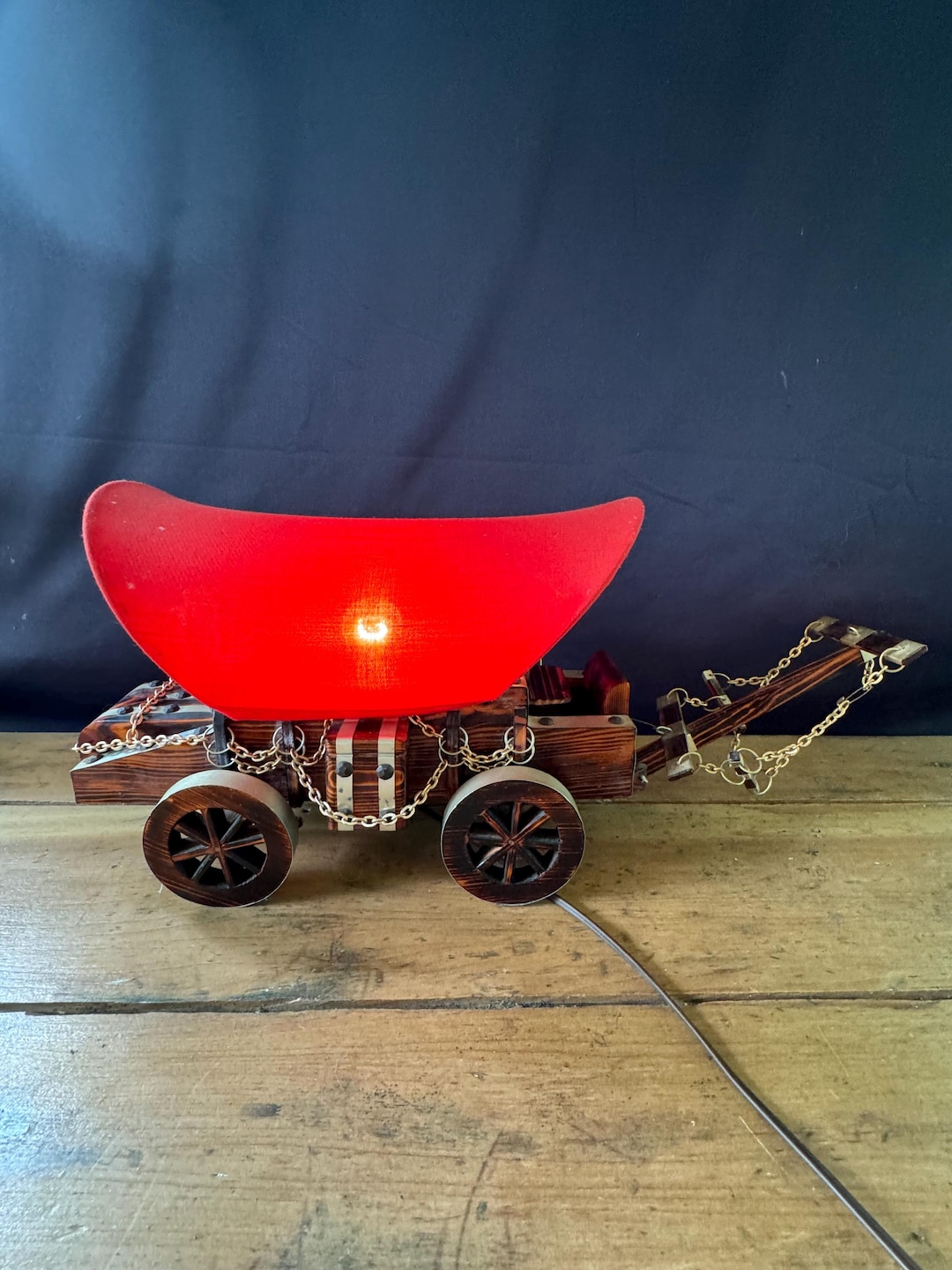 Vintage 1950 Covered Wagon Table Lamp Western Americana Pioneer Cowboy ...