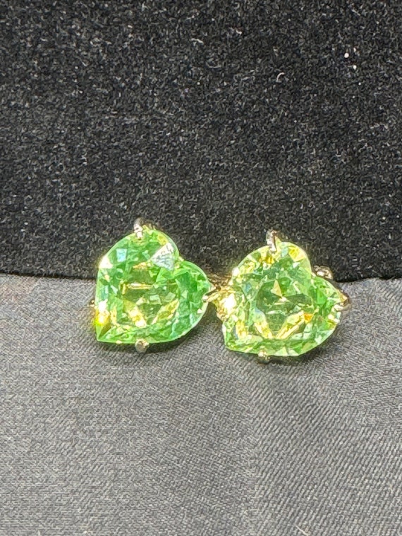 Vintage Green Uranium Glass Double Heart Brooch - image 3