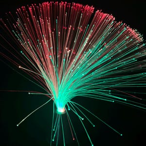 Centro de mesa de 14&quot; con luz LED de fibra óptica que cambia de color