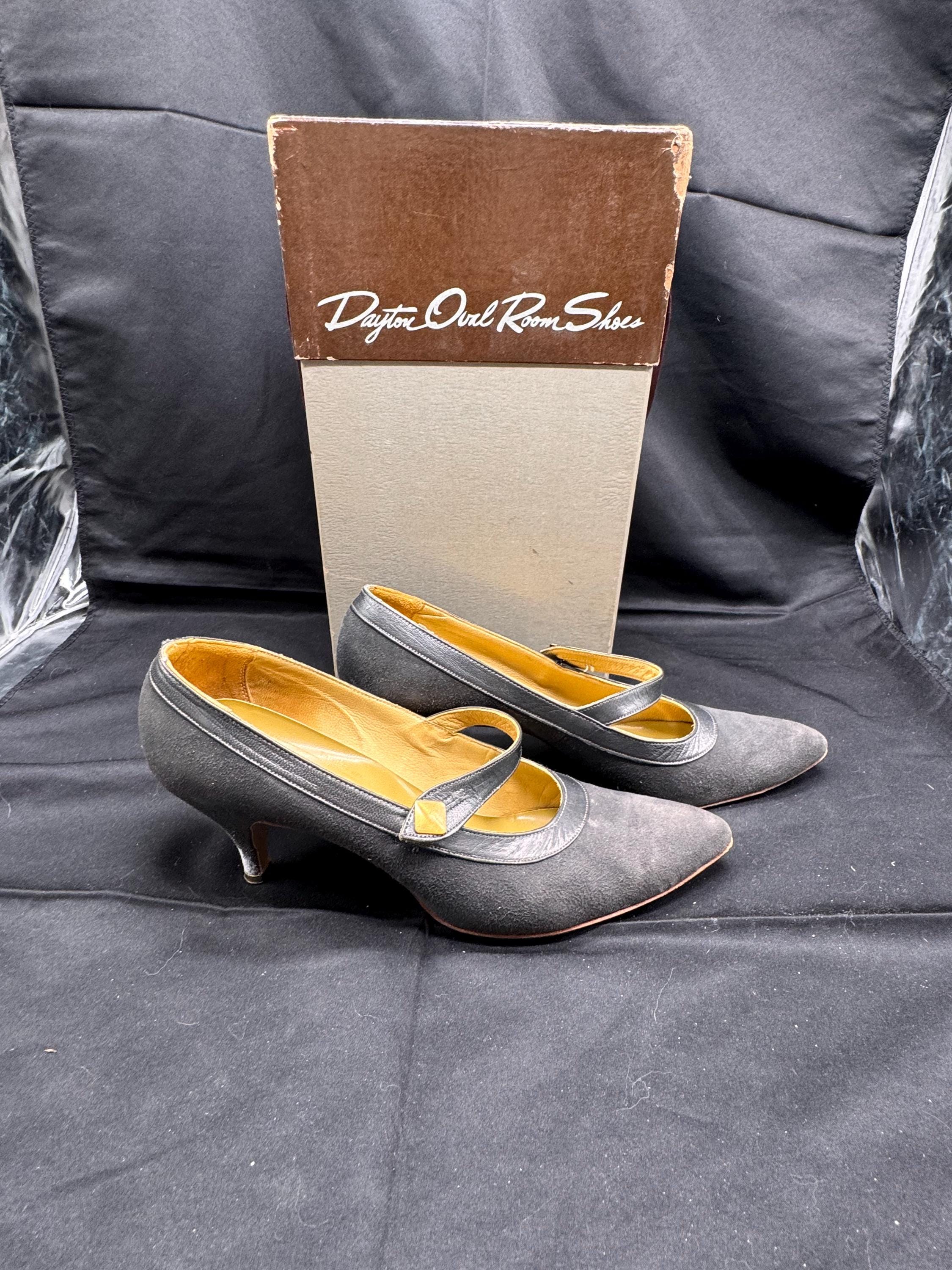 Vintage 1950s Daytons Oval Room Grey Suede High Heel Shoes Size
