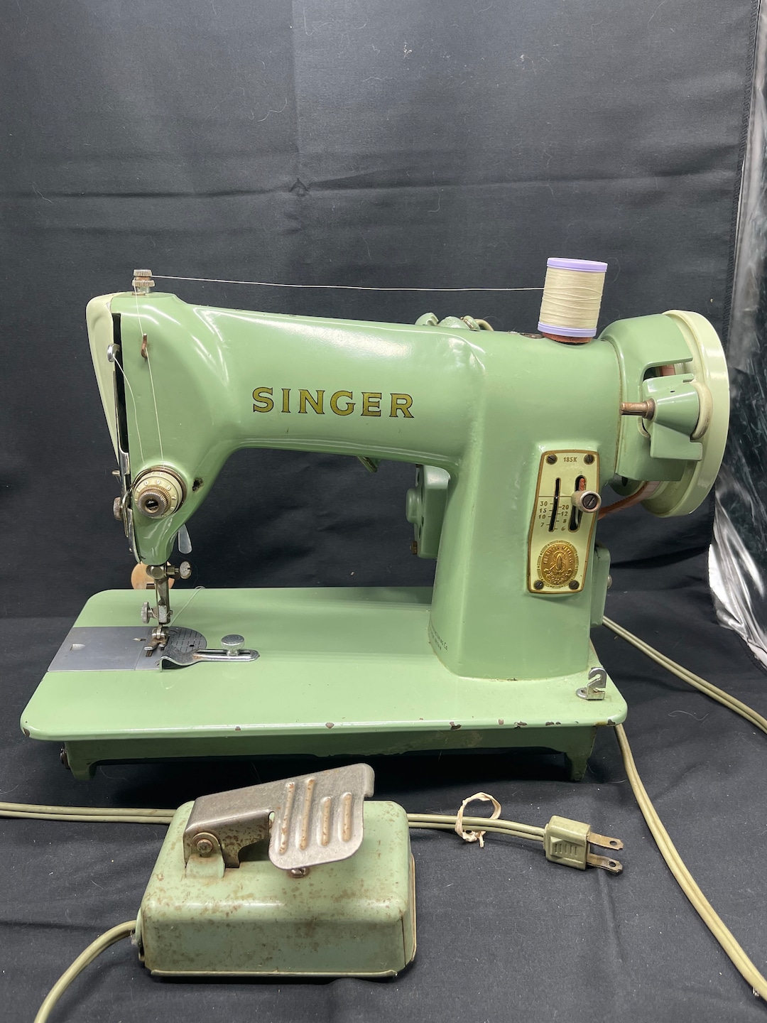 Vintage Green Singer Sewing Machine 185K Tested and Works Etsy