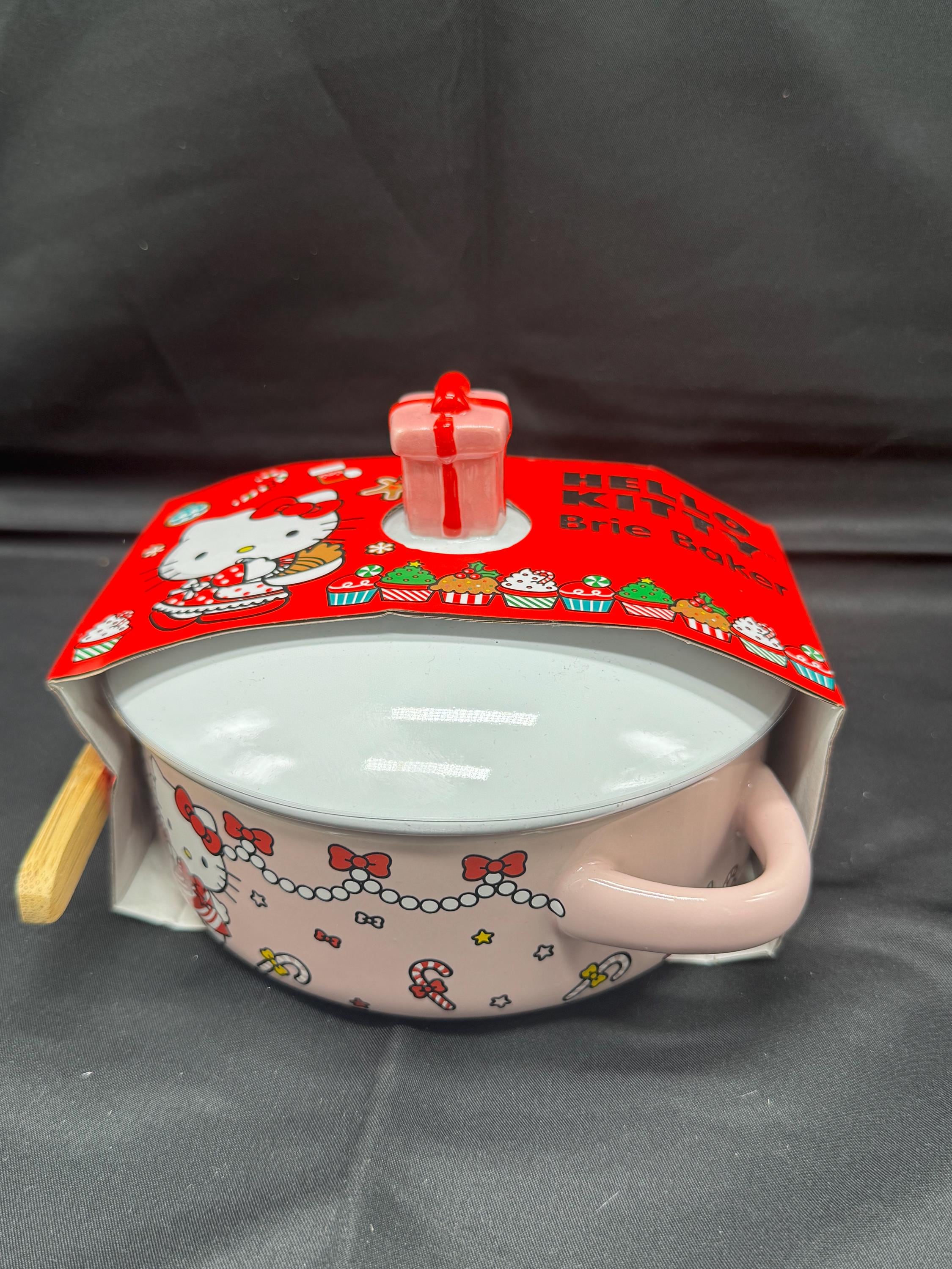 NEW Hello Kitty in Santa Suit Pink With Christmas Gift White Lid