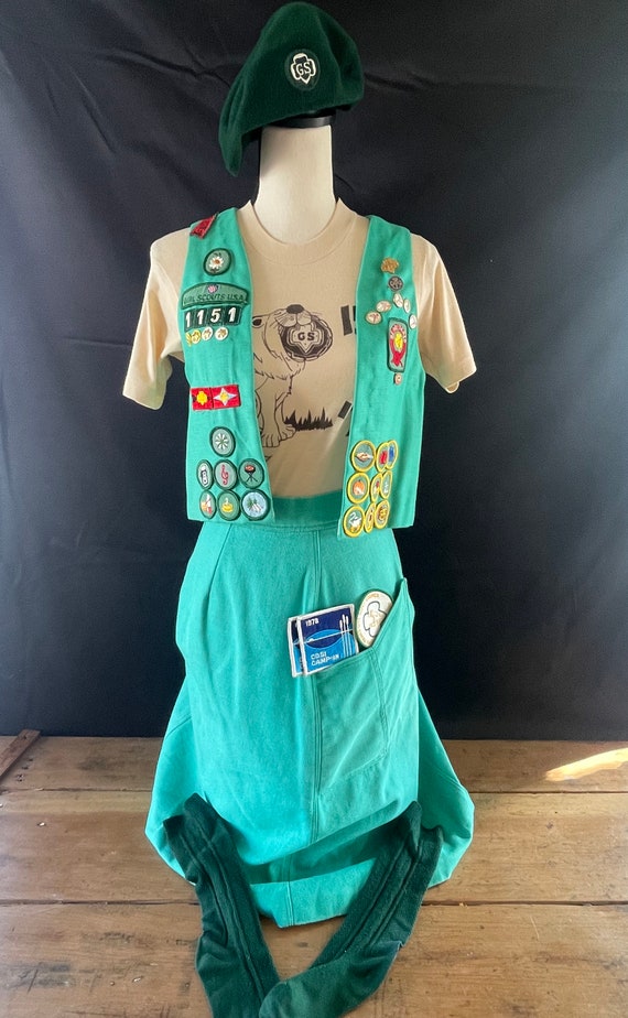 Vintage 1978 Complete Girl Scouts Uniform From the