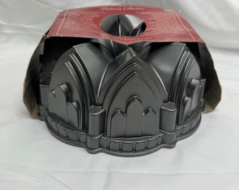 Nordic Ware Cathedral Bundt Pan 9" Cake Mold,  Cast Aluminum, Commercial Duty