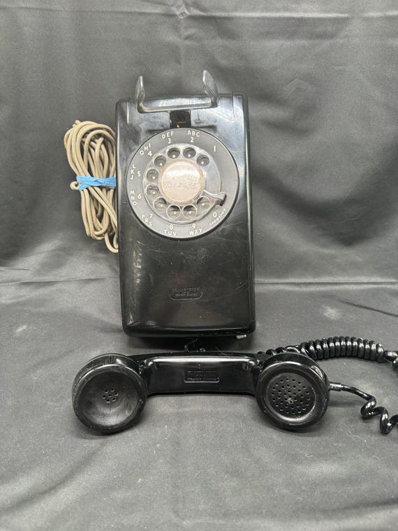 Vintage Black Bell Systems Western Electric 554 BMP Rotary Wall