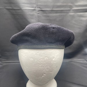 Vintage 1983 Wolle französische Marine Fallschirmjäger Baskenmütze Größe 57cm