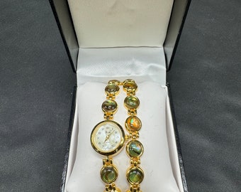 Horloge- en armbandset van VanityFair Abalone goudkleurige vintage sieraden Sieraden cadeaugids Dames Nieuwe batterij nodig