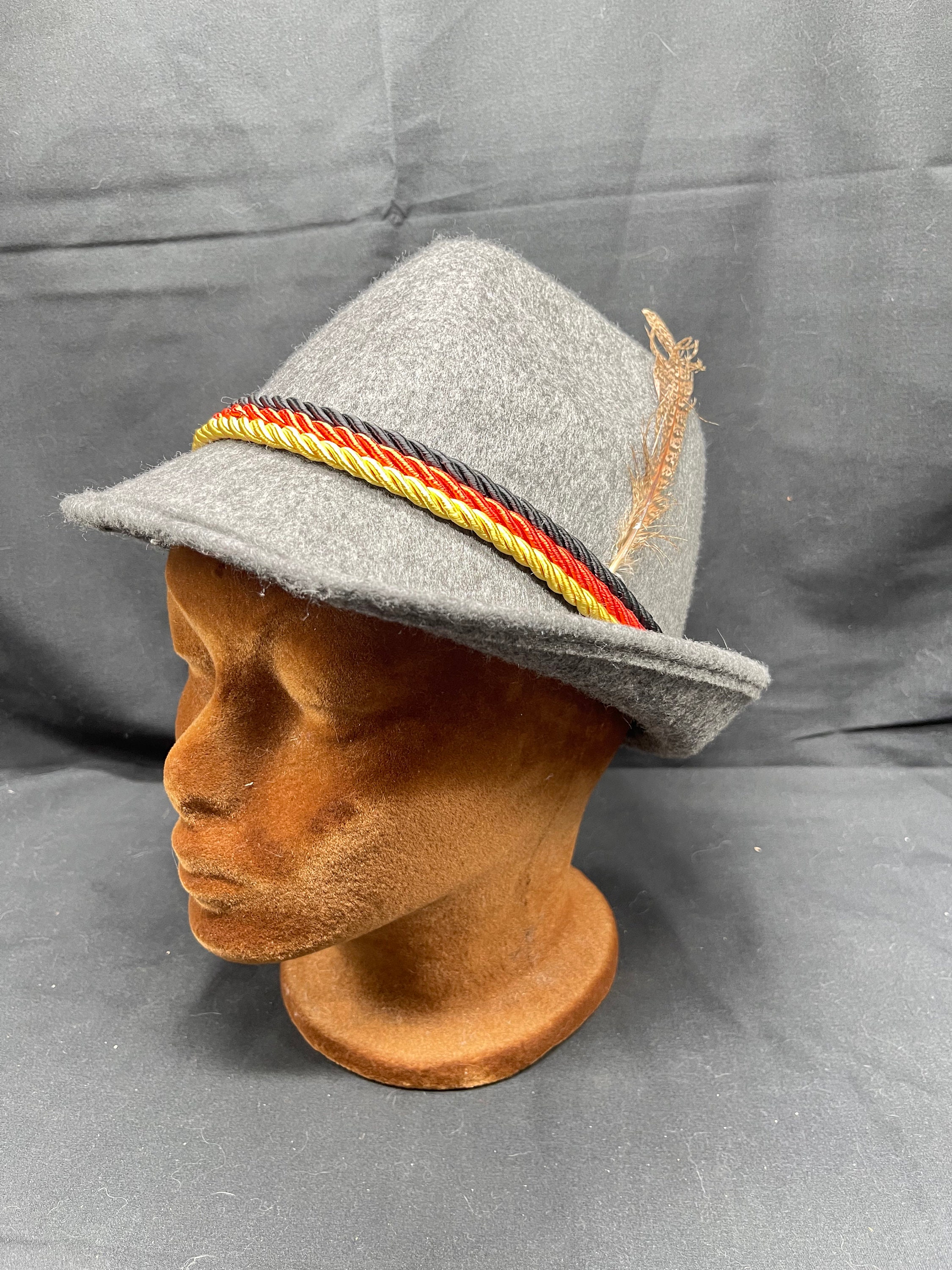 Dirndl Trenker Hat with Feathers Flowers Oktoberfest Dirndl Trenker Hat with Feathers Flowers Oktoberfest