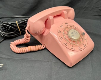 Téléphone vintage rose à cadran rotatif, système de sonnette électrique Western, modèle 500