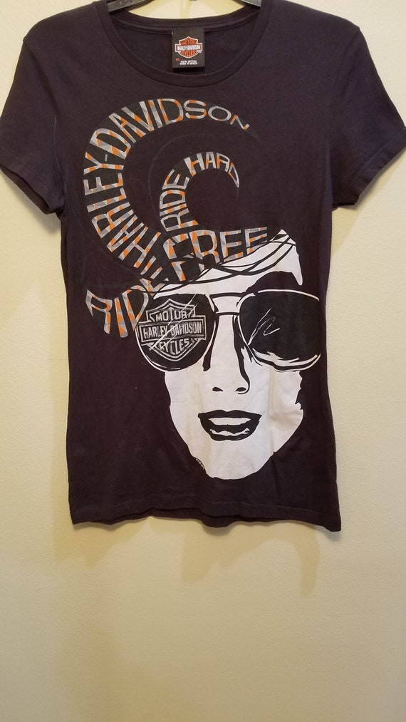 HarleyDavidson Harley Davidson Ladies Woman with S… Gem