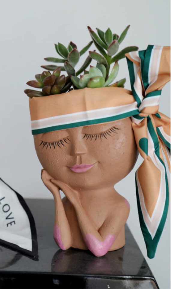 Smiley Face Flower Pot Head Planter For Indoor Outdoor Planter Resin