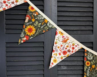 Mushroom and Acorn Fall Fabric Garland, Handmade Dark Green Autumn Pennant Decor, Farmhouse Style Floral Earthy Swag, Choose Your Length