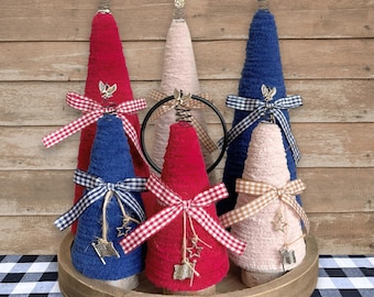 4th of July Yarn Trees, Americana Red White and Blue Decorations, Rustic Independence Day Decor, Farmhouse Style Holiday Accents