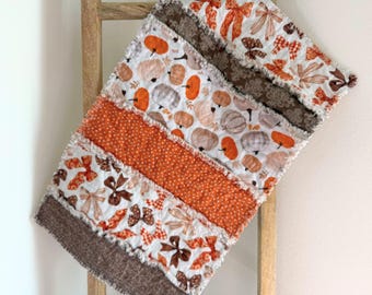 Fall Pumpkin Table Runner, Handmade Rag Quilt Table Runner, Raggy Autumn Farmhouse Decor, Quilted Table Topper, Thanksgiving Table Decor