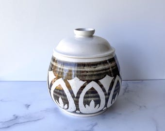 Large Pottery Cookie or Treat Canister Jar, 1970s Pottery Kitchenware