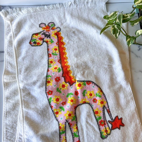 Set of Three Vintage Fieldcrest Hand Towels with Colorful Giraffes, Kids Bathroom Decor, Free Shipping