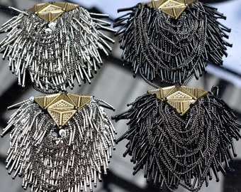 Vintage Tassel Chain Shoulder Board Badges Beads Fabric Metal Epaulet Epaulette Military Pin On Brooch Medal Brooches Brooch 1 Pair 2pcs