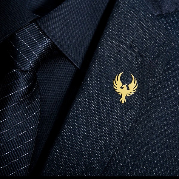 Broche de alas de Fénix, broche de hebilla para hombre, alfileres de solapa de cuello de camisa de acero inoxidable, insignia dorada, regalo de boda para novio, joyería, suministros para fiesta