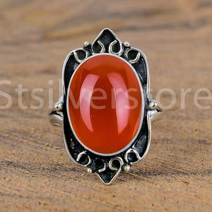Anillo de plata esterlina con ónix rojo: anillo llamativo con bisel hecho a mano