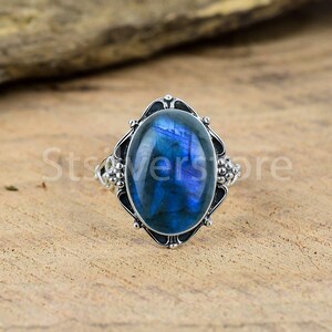 AAA Labradorite 925 Sterling Silver Ring: Handmade Blue Fire Solitaire
