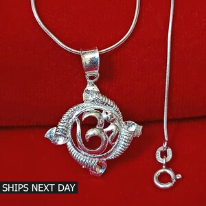 Silver Om Necklace, Yoga Jewelry, Ohm Symbol Locket, Dainty Om Necklace, Everyday Jewelry