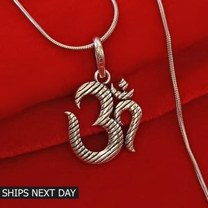 Collana con ciondolo OM divino in argento sterling 925, gioielli spirituali per lo yoga, ciondolo Aum, collana con ciondolo spirituale in argento