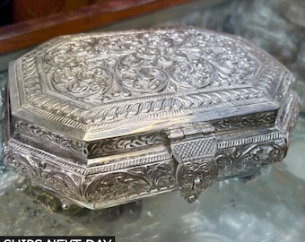999 Silver Dry Fruit Box, Octagonal Embossed Floral Candy Dish