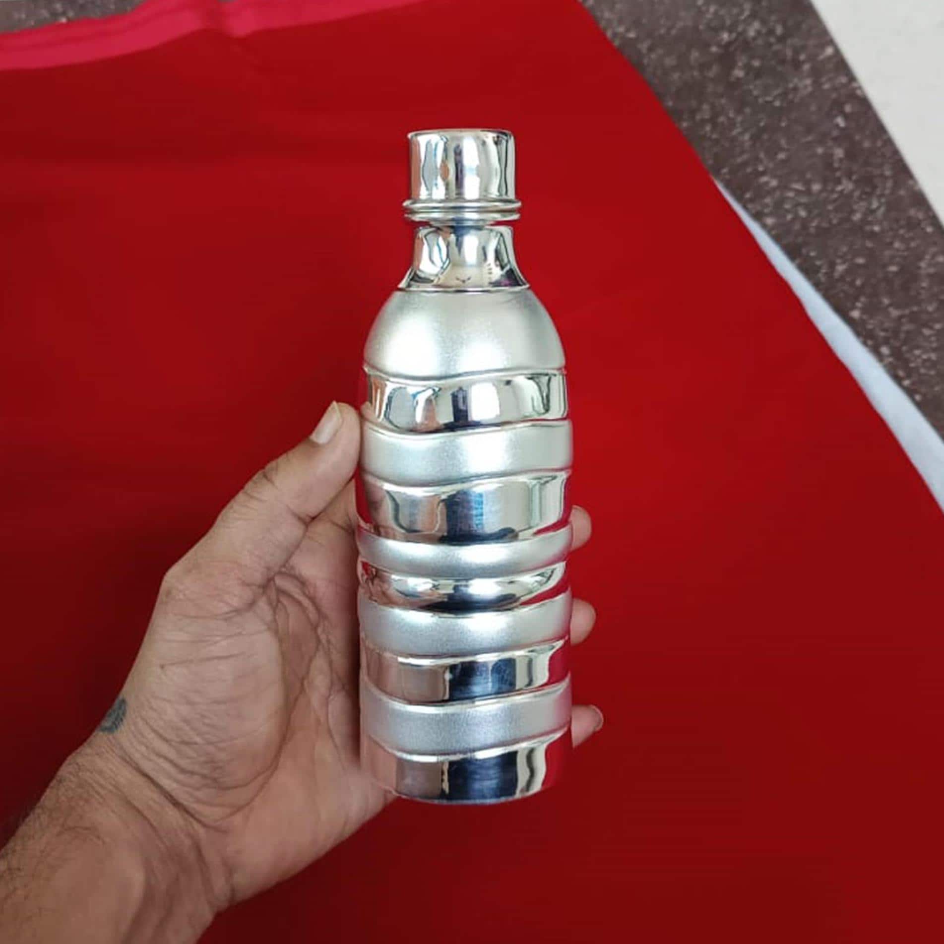 999純銀ウォーターボトル、高級ドリンクウェア、BIS刻印入り - Etsy 日本