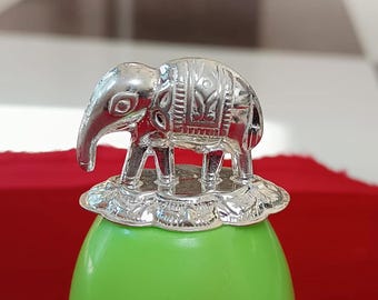 925スターリングシルバーの象の像 - 幸運の置物 - Etsy 日本