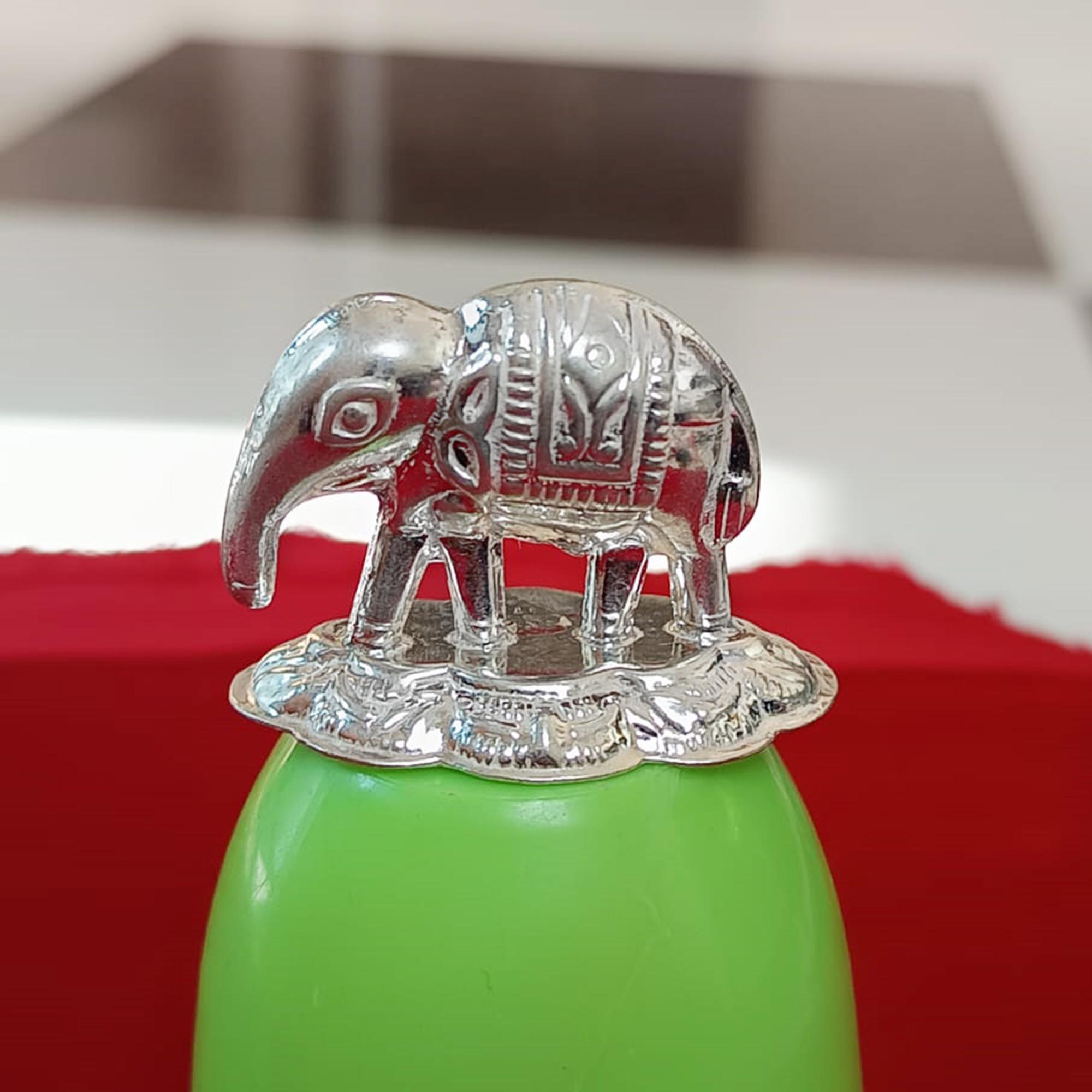 シルバー象像アイドル 925 鼻が下向きの象の置物 幸運の贈り物