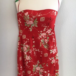 Vintage Y2K Helen Wang Semiformal Strapless Red Floral Shift Dress in Size 8 Fair Vintage Condition