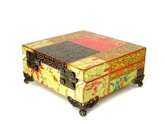 Indian Jewelry Box. Wooden Trinket Box. Locked Jewelry Box on Feet