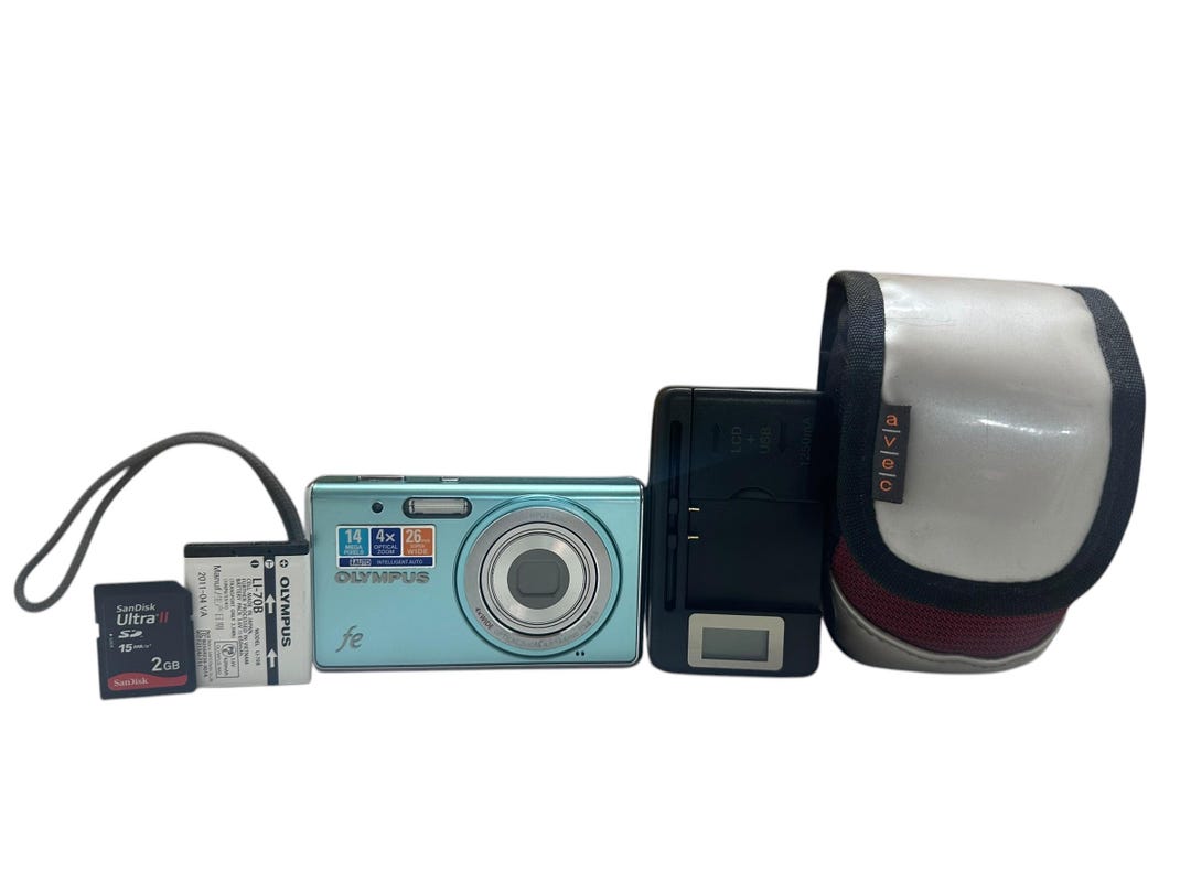 Olympus Fe-4040 Digital Camera 14MP 4X Optical Zoom 26 Mm Super