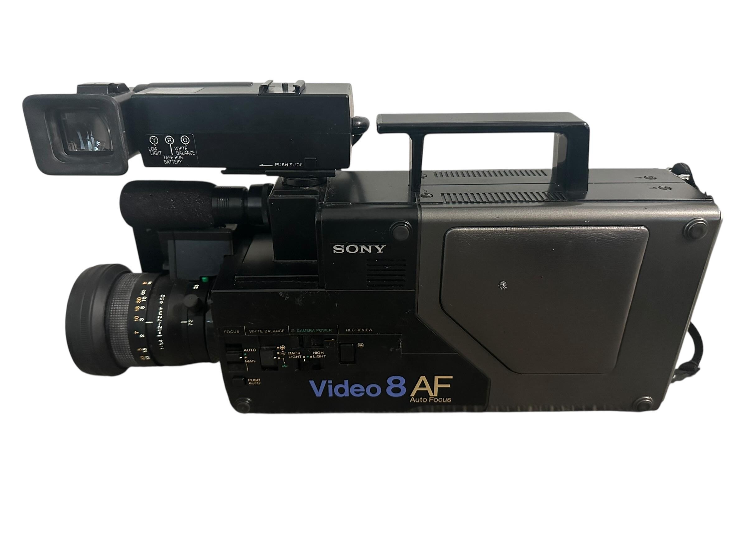 Vintage Sony CCD-F7AF 8mm Auto Focus Made in JAPAN Handycam Video