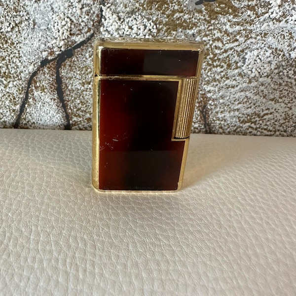 Amazing Vintage Rare Gas Lighter Swank Brown Lacquer Laque Made in Japan Unique