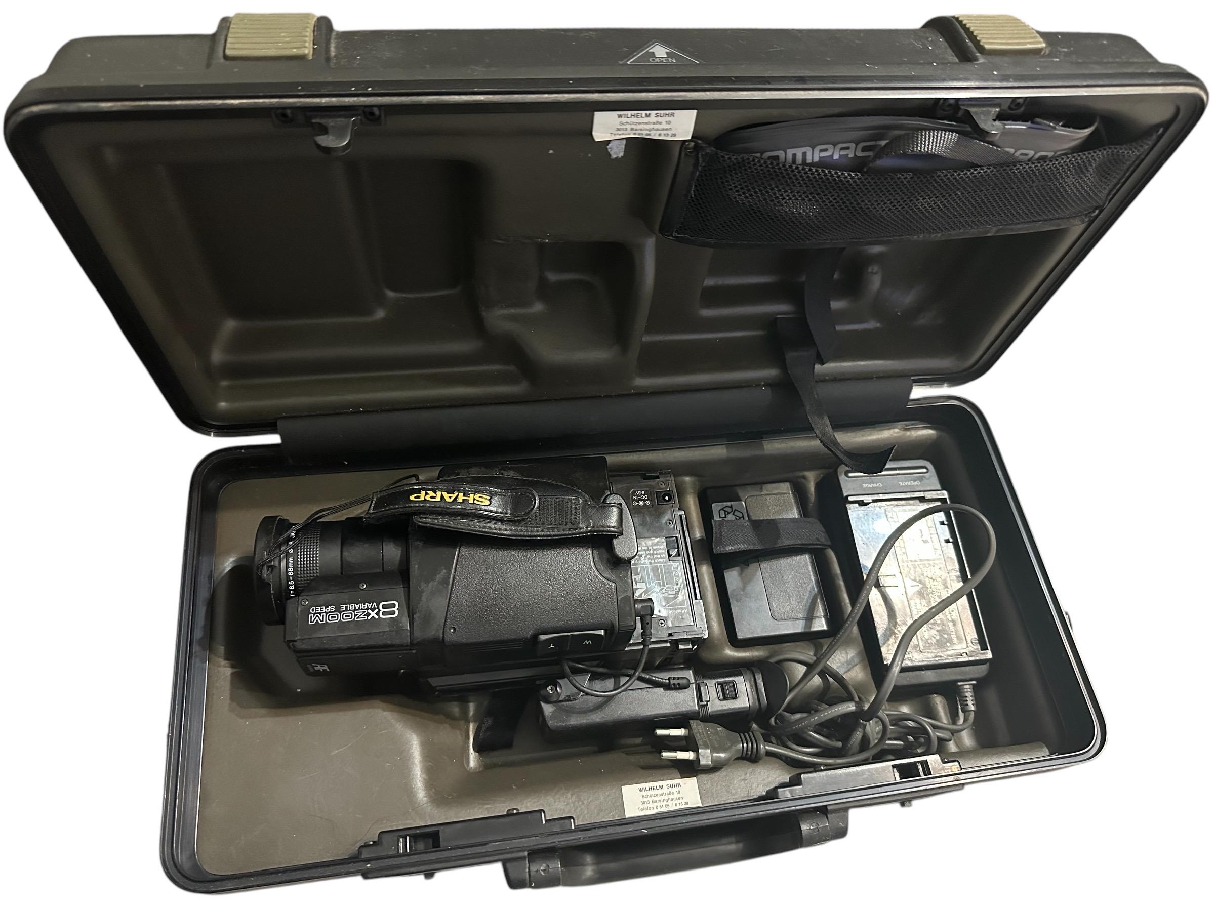 Professional Video Camera Sharp VL-C73 Camcorder Handycam 8x Zoom
