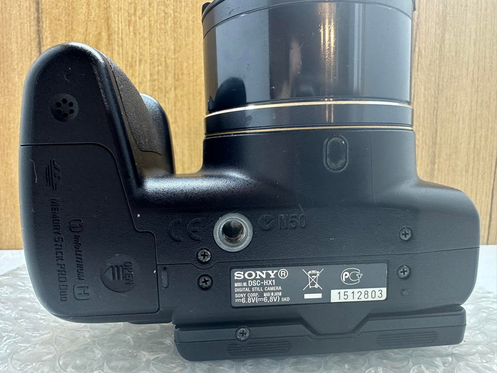 Sony Cybershot Dsc-hx1 Exmor Cmos G Flip 20X Optical Zoom Flip 