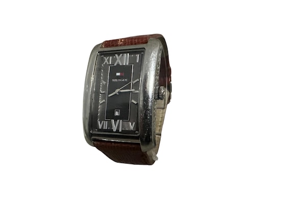 Tommy Hilfiger Vintage Genuine Leather Wrist Watch EXCELLENT CONDITION Tommy hilfiger vintage watch - Gem main image 4