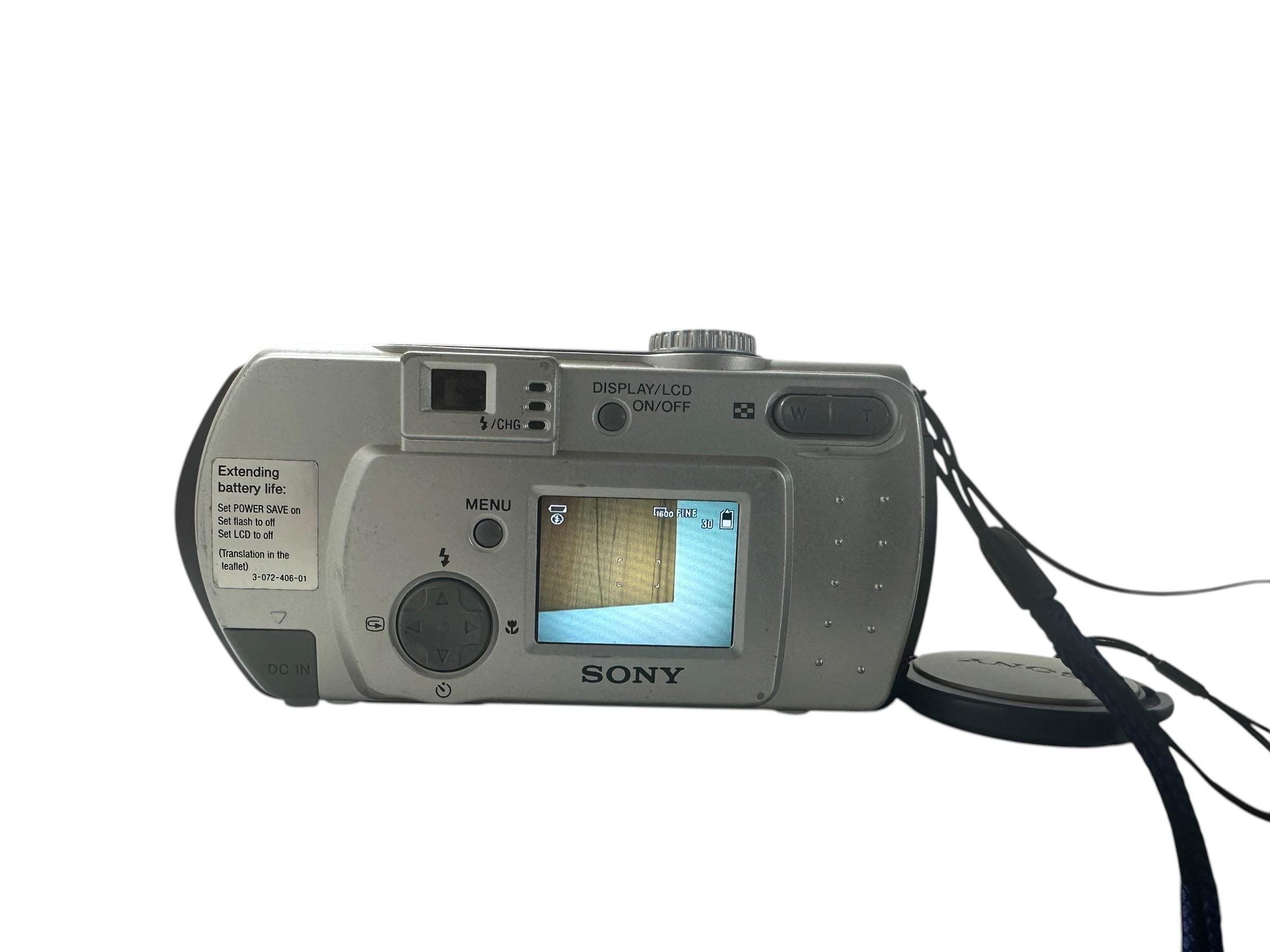 ソニー サイバーショット DSC-P50 デジタルカメラ 2.1メガピクセル