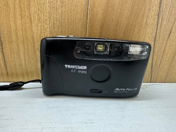 Vintage Film Camera Traveler Af Mini Auto Focus Red Eye Recuction