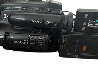 Vintage Sony CCD-TRV60E Japan Handycam Steady Shot Video Af