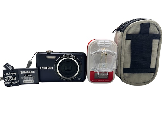 Samsung ES78 Digital Camera Compact 14.2 MP 5X Optical Zoom 2.4