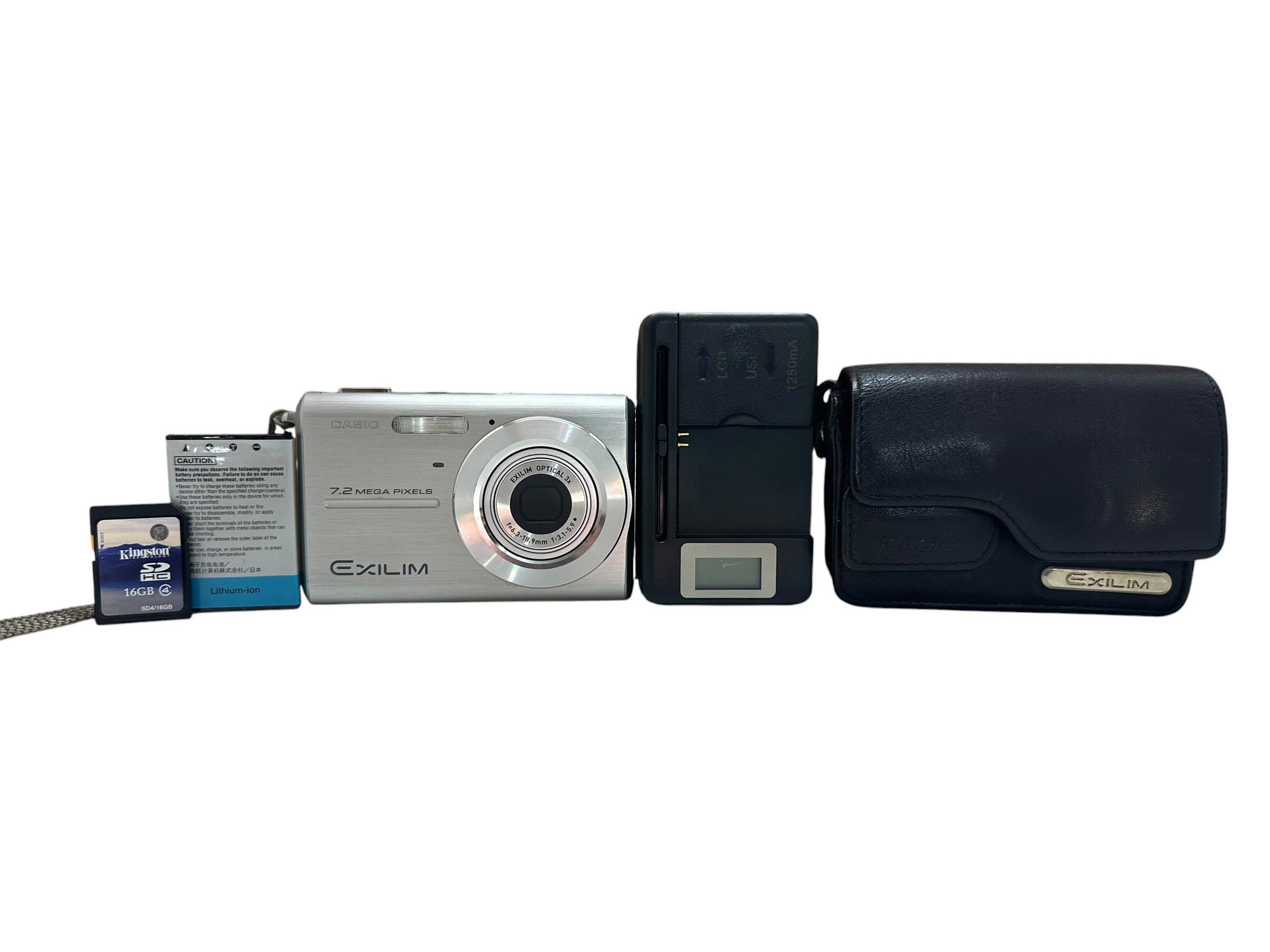 CASIO Exilim EX-Z7 Digital Camera 7.2 MP 3X Optical Zoom 2.6