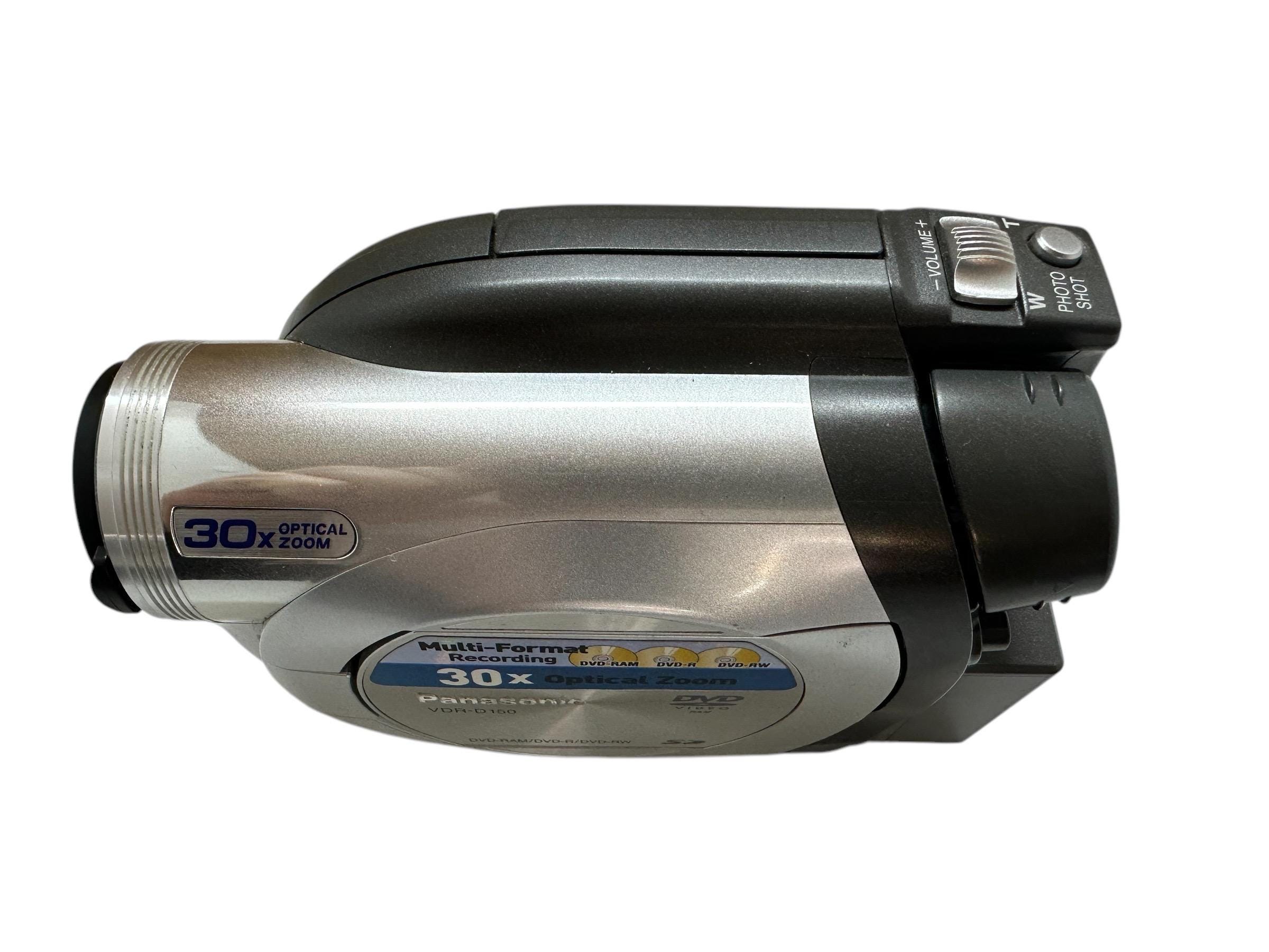 Panasonic Lumix Vdr-d150 DVD Video Camera Recording Japan 30X