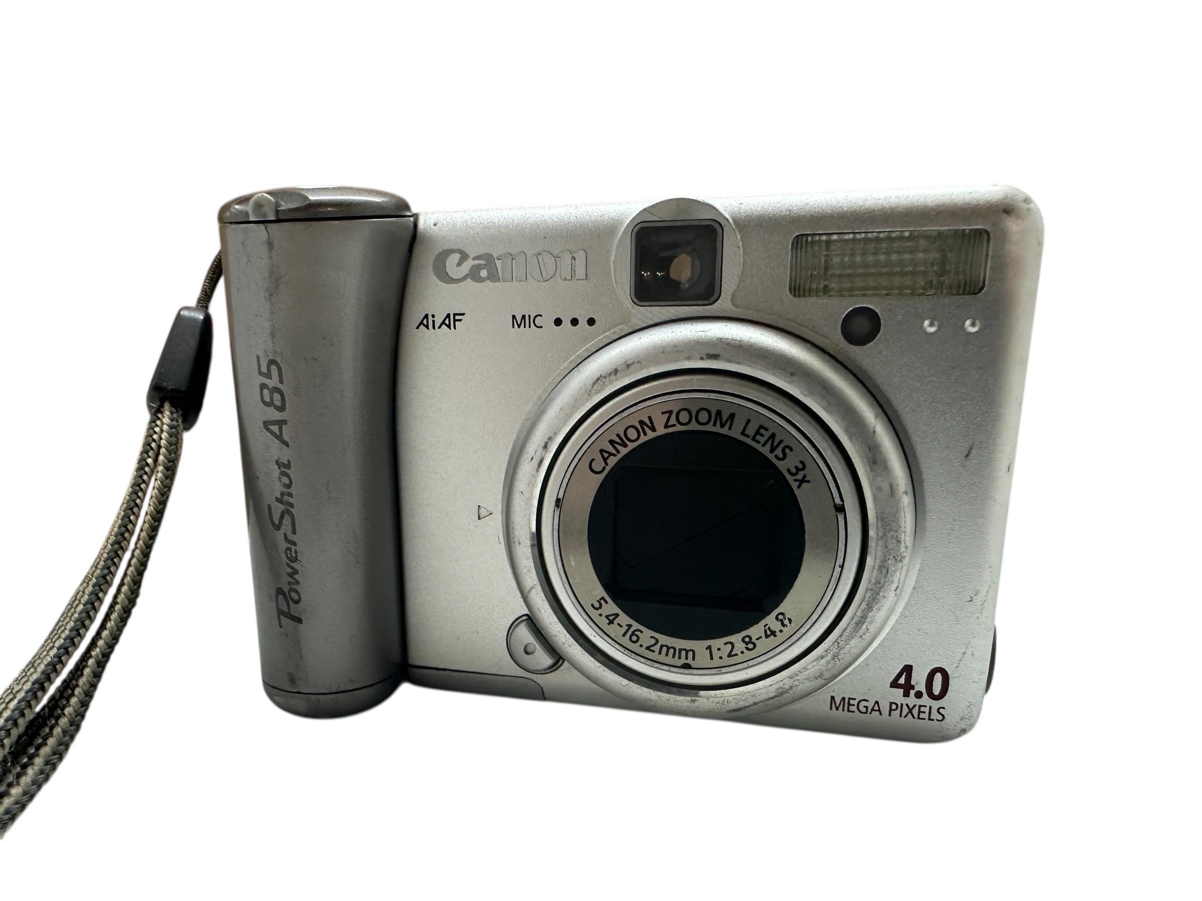 Canon Powershot A85 Digital Camera Climbing Displey 4 Mp 3x