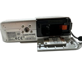 Canon Powershot S50 Silver is Digital Camera 5 MP 12x Optical Zoom