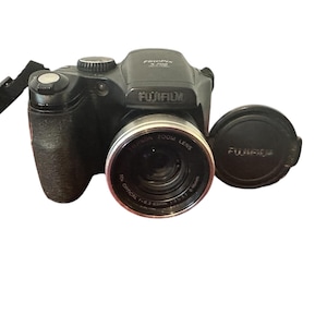Fujifilm Finepix S700 digitale camera 10x optische zoom 7,1 MP zwart 4 AA-batterijen