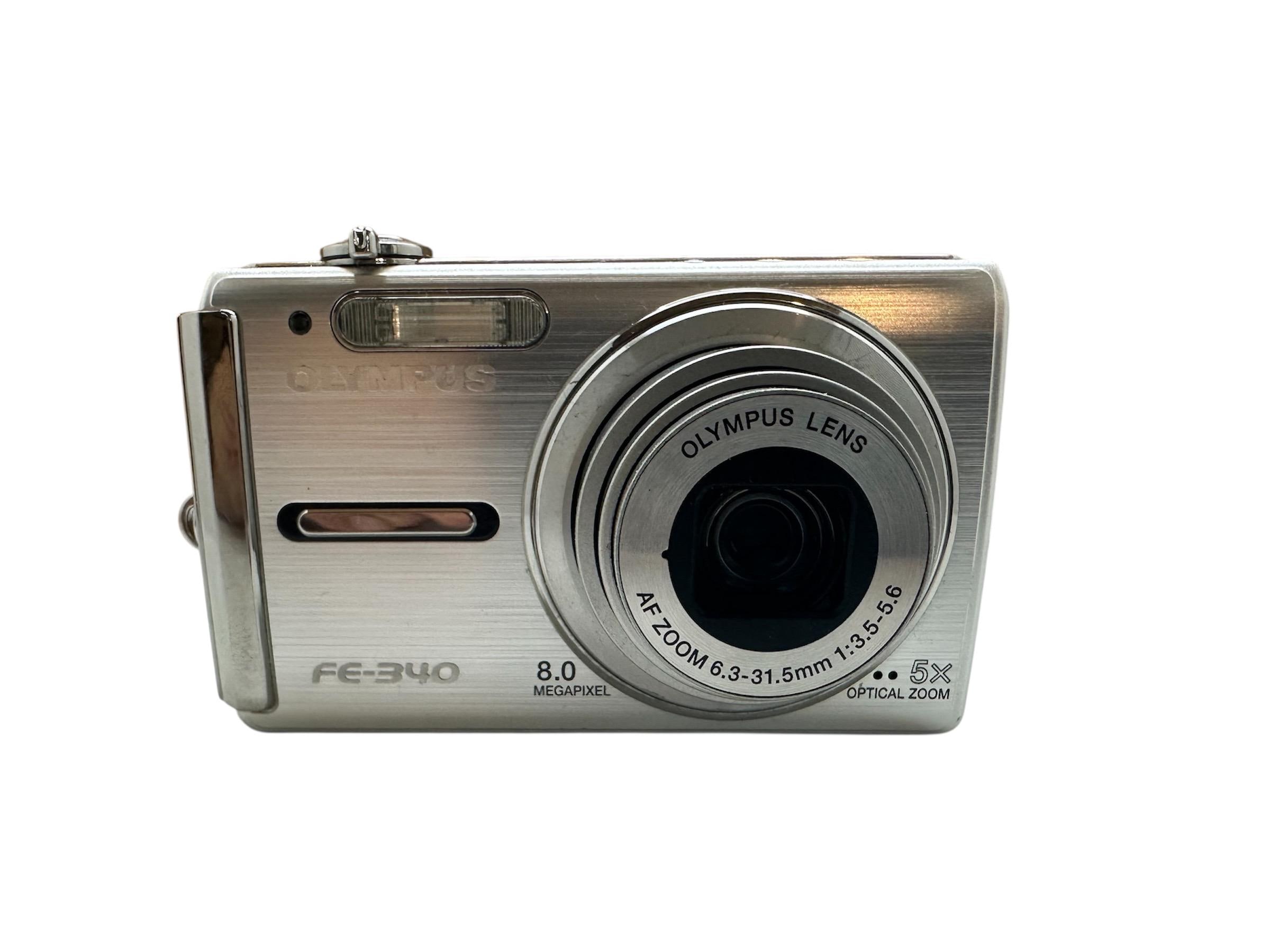 Olympus Fe-340 Digital Camera 8 MP 5x Optical Zoom 2,35 Inches LCD